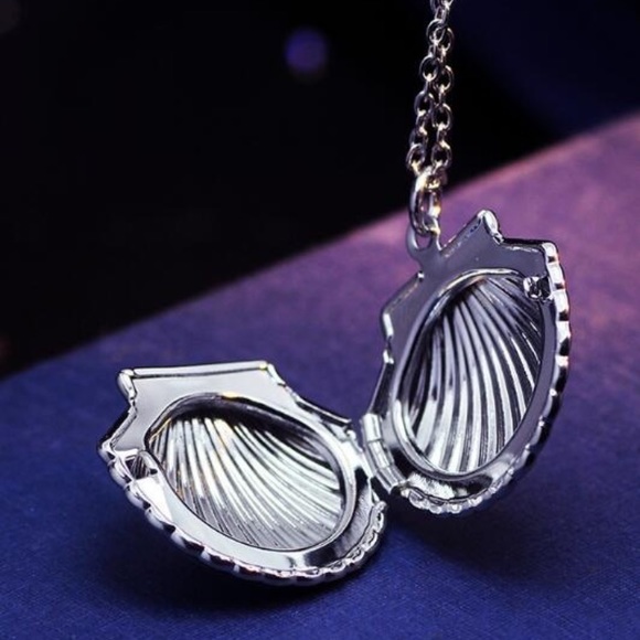 🐚 Awesome Metallic Sea Shell Photo Locket Available In Gold Rose Gold Or Silver - Picture 8 of 8